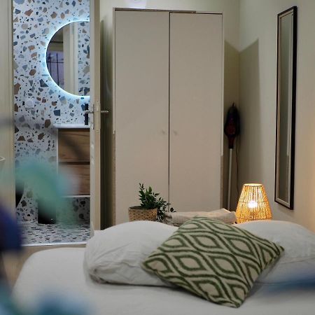 Appartement Palmiers, Coeur De Ville Sur Le Parcours Des Arts Hyères Kültér fotó
